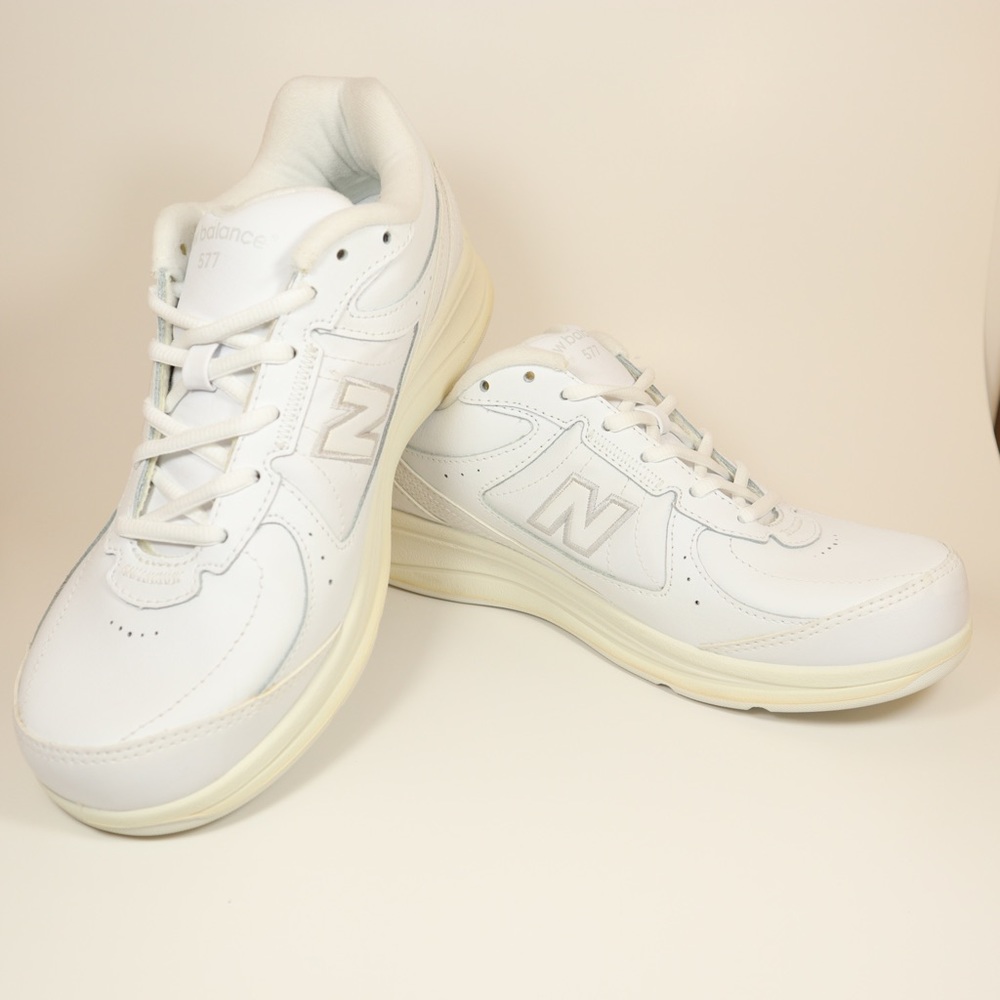 New Balance WW577 White Sneakers - US Women’s 9 Wide